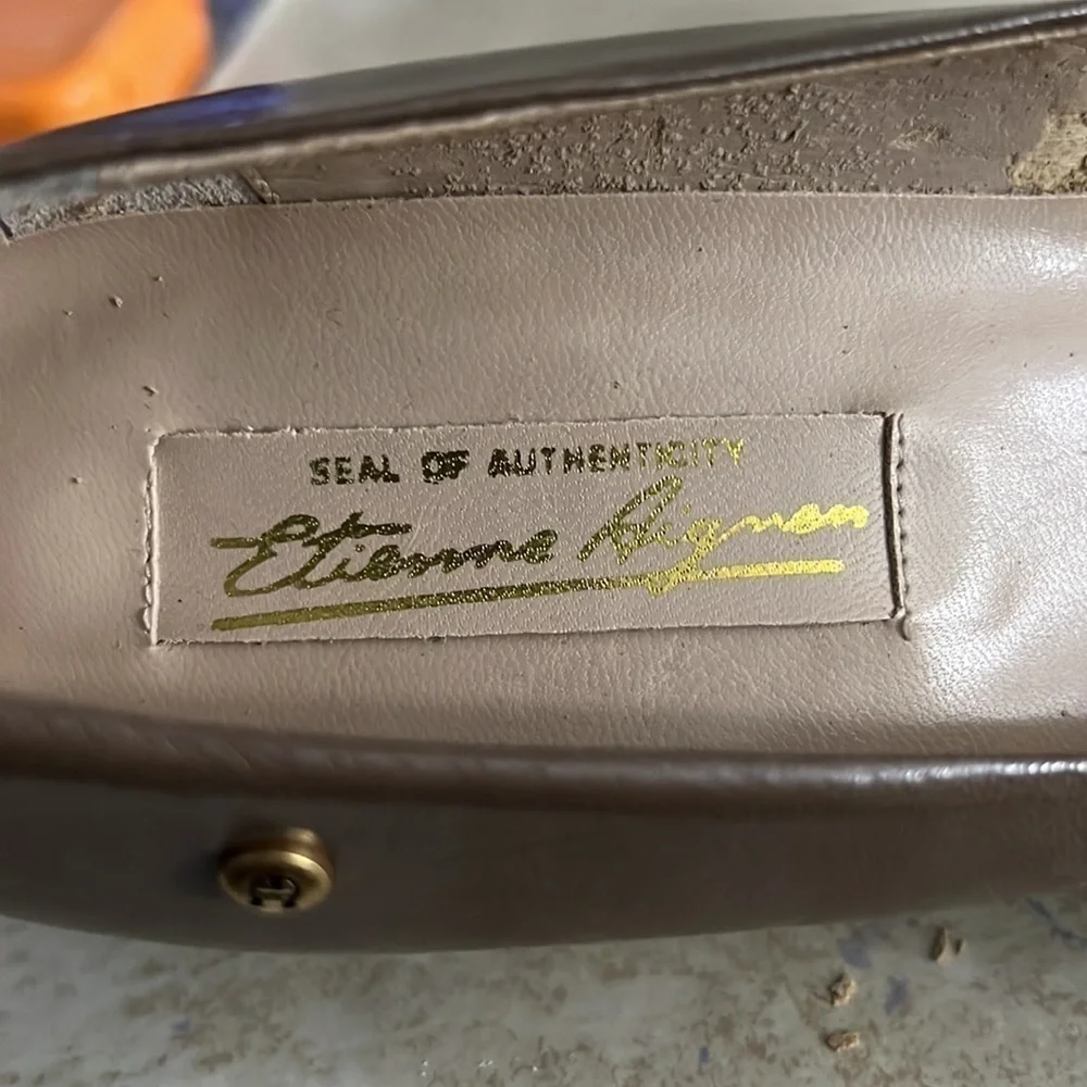 Etienne Aigner Vintage Leather Classic Heel Pumps size 8 N never worn